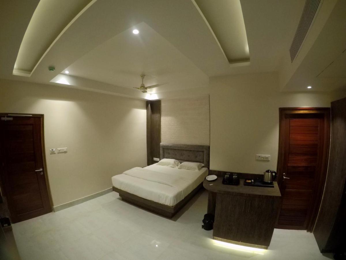 פורט בלייר Hotel Serene Palace מראה חיצוני תמונה